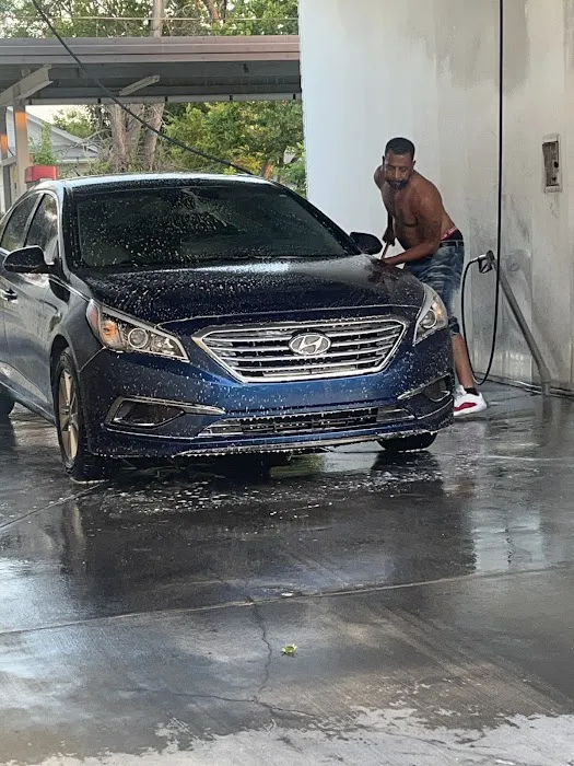 C&J'S Car Wash Picture 2