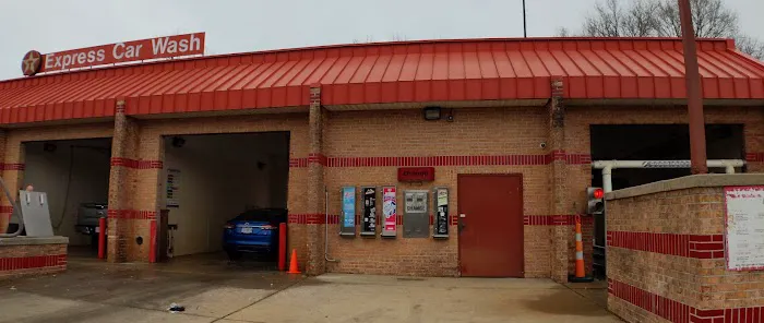 Express Car Wash Picture 1