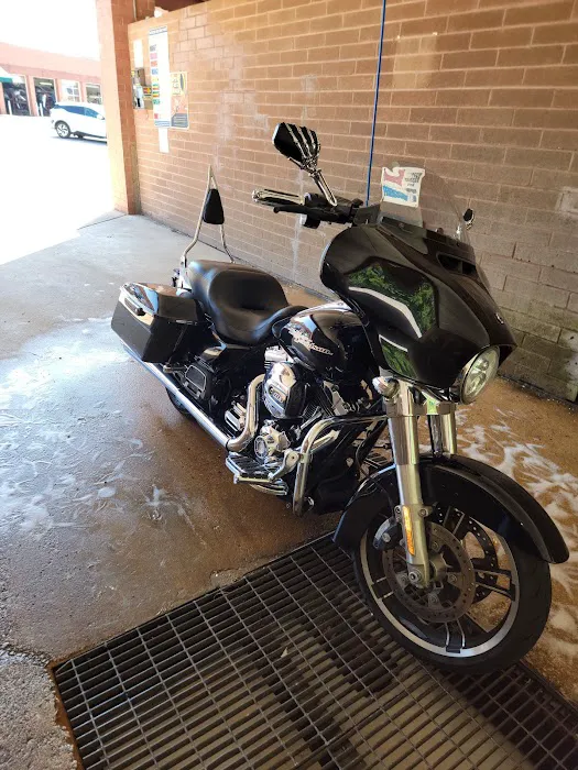 Plaza Self Service Car Wash Picture 7