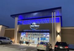 Tidal Wave Wash Center photo 3