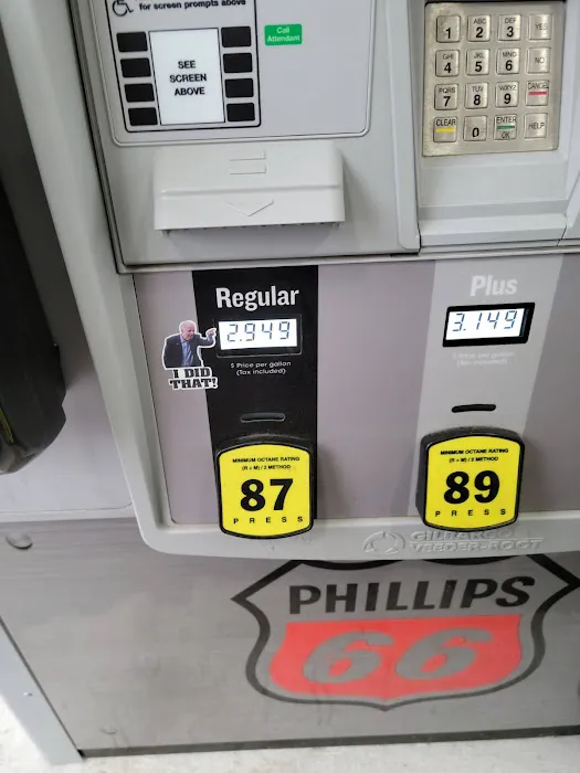 Tidal Wave Wash Center Picture 4