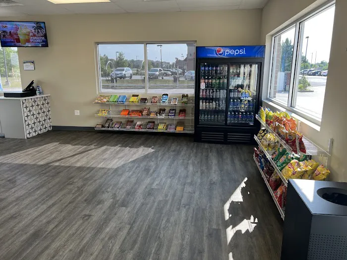 Detail Driven Car Wash Picture 1