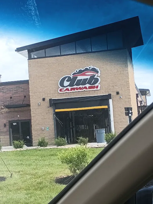 Club Car Wash Picture 6