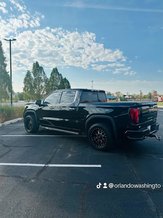 Country Club Car Wash Picture 5