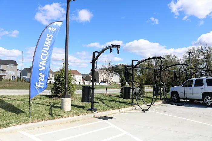 Detail Driven Car Wash Picture 1