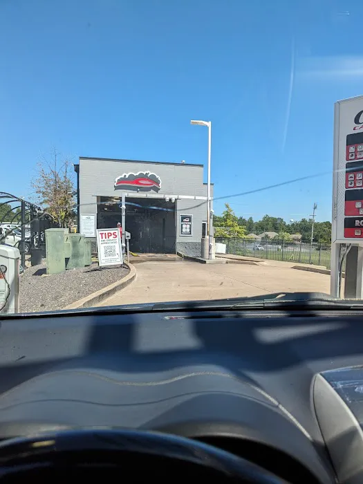 Club Car Wash Picture 9