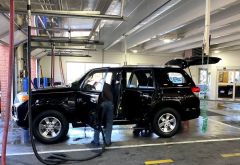 Country Club Car Wash photo 2