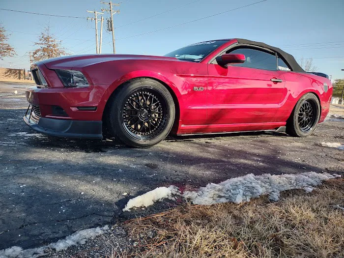 Frontier Car Wash Picture 8