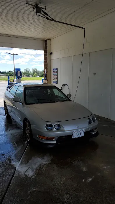 Sharp Shine (Wright City) Picture 6