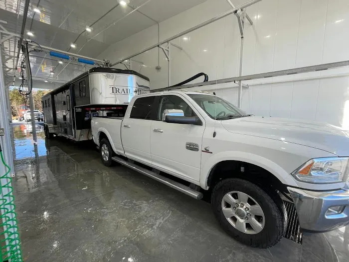 Fl Truck Wash & Fuel Picture 3