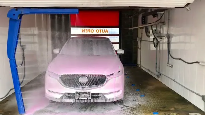 St. Louis Car Wash Picture 6