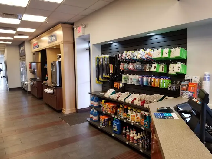 Waterway Carwash Picture 5