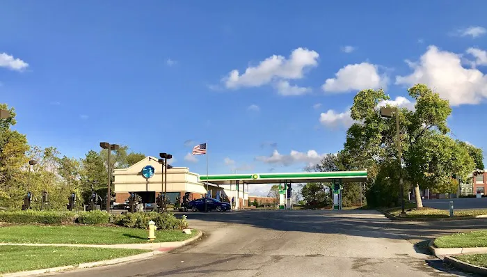 Waterway Carwash Picture 6