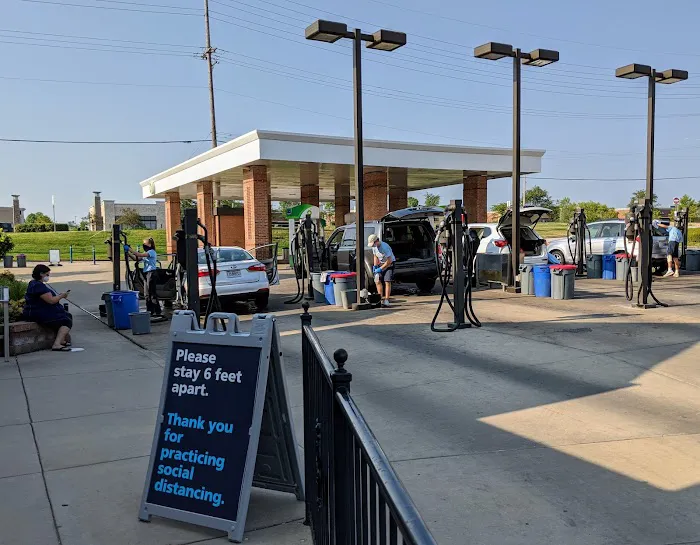 Waterway Carwash Picture 3