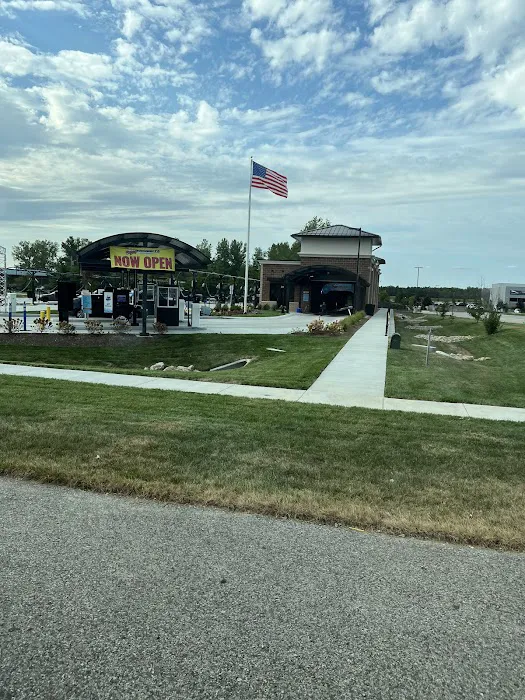 Scrubbles Car Wash Picture 2