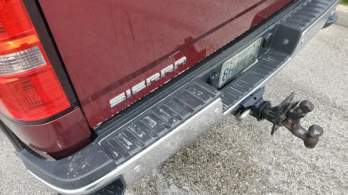 Country Club Car Wash Picture 4