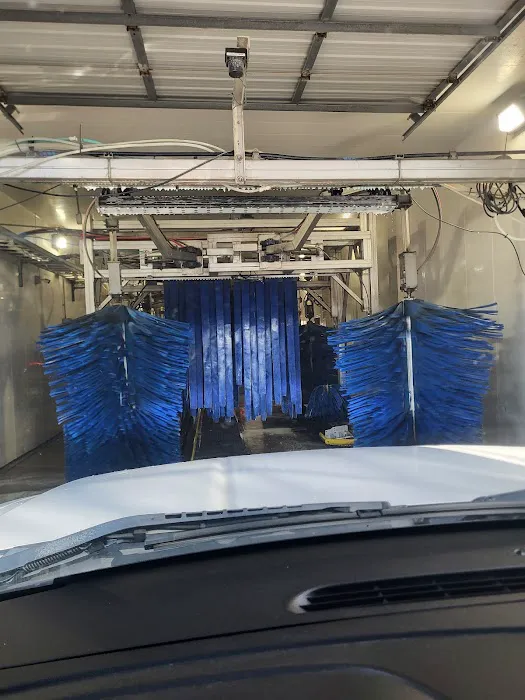 Mr Klean Express Car Wash Picture 4