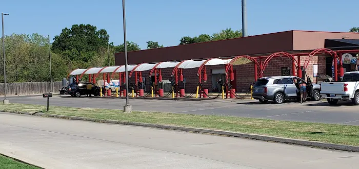 Mr Klean Express Car Wash Picture 10