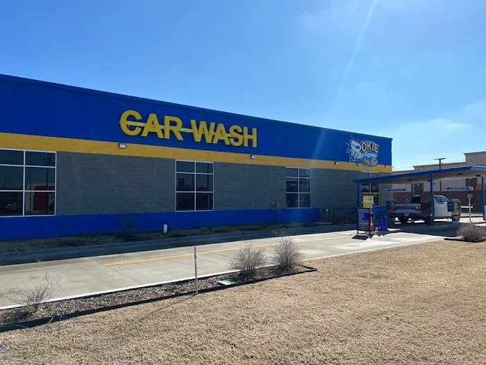 Okie Express Auto Wash Picture 4