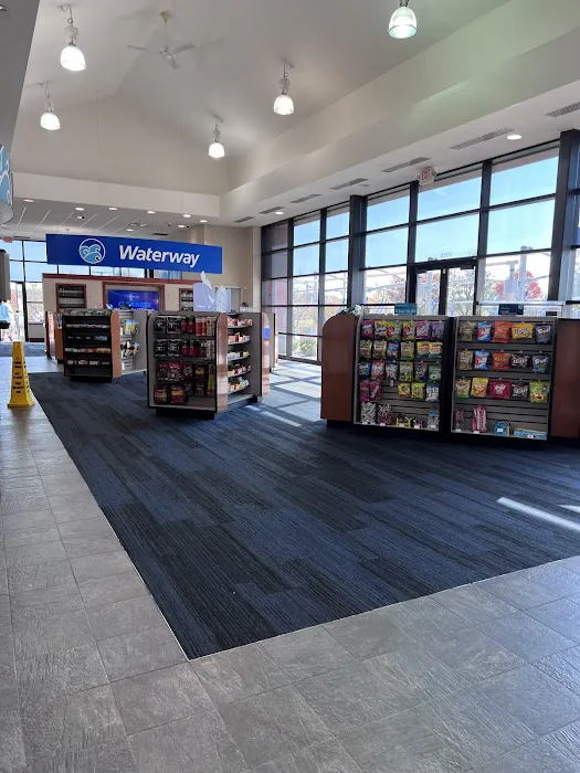 Waterway Carwash Picture 5