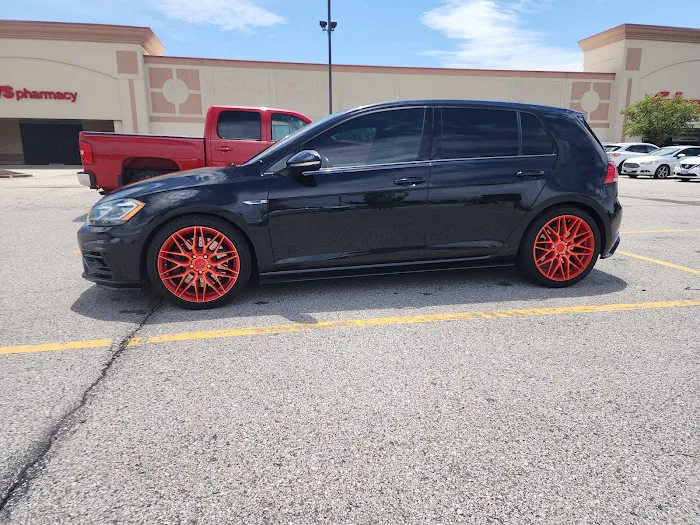 Club Car Wash Picture 5