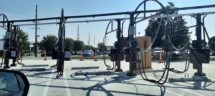 Scrubbles Car Wash Picture 5