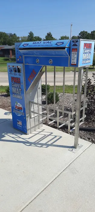 Scrubbles Car Wash Picture 7