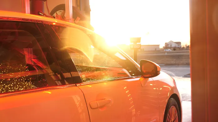 Club Car Wash Picture 10