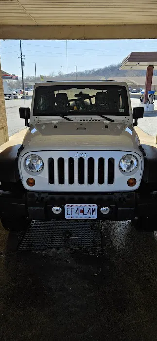 Kohler City Car Wash Picture 1