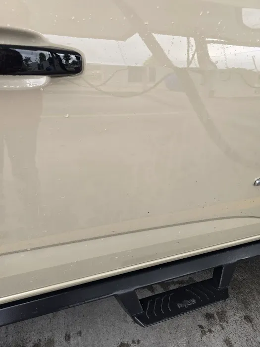 Zips Car Wash Picture 7