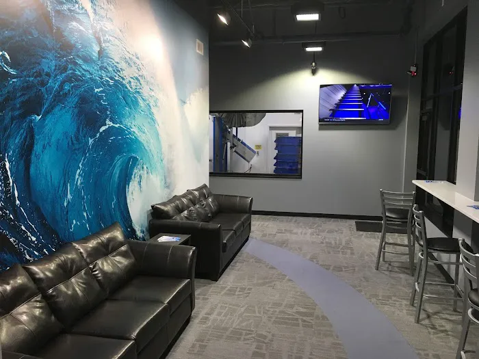 Tidal Wave Wash Center Picture 5