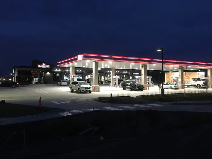 Tidal Wave Wash Center Picture 6