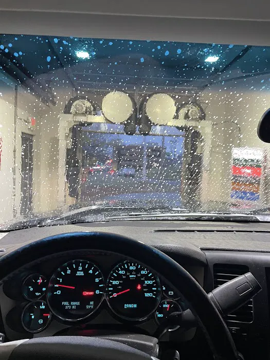 Circle K | Car Wash Picture 1