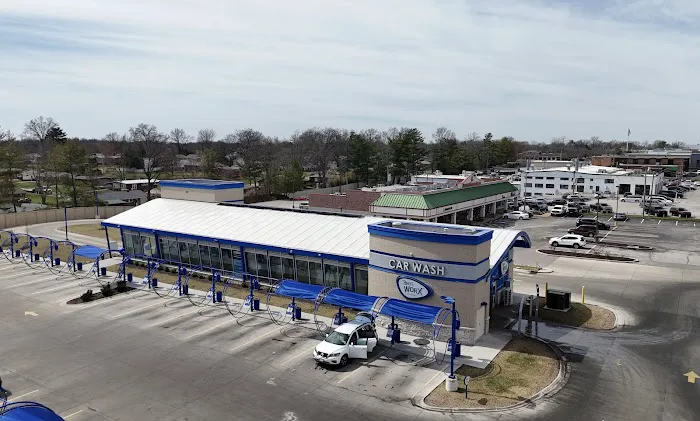 Brite WorX Car Washery Picture 1