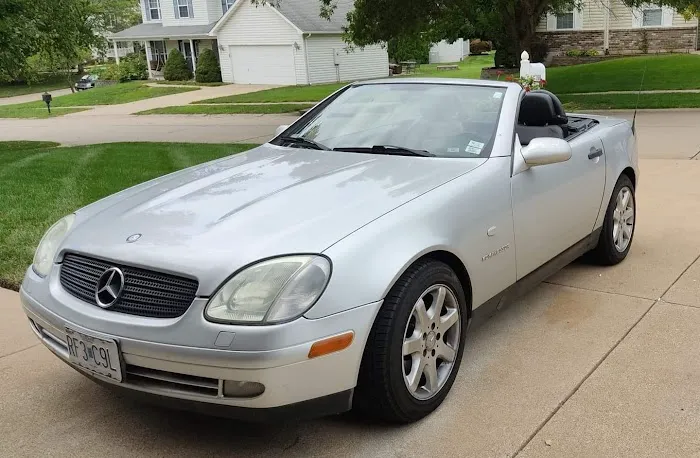 Auto Spa Speedy Wash - Harvester, MO Picture 4