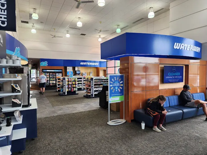 Waterway Carwash Picture 3