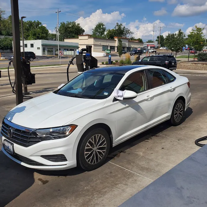 Waterway Carwash Picture 9