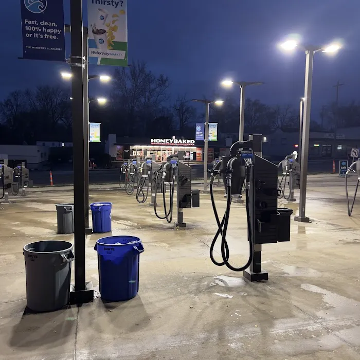 Waterway Carwash Picture 8