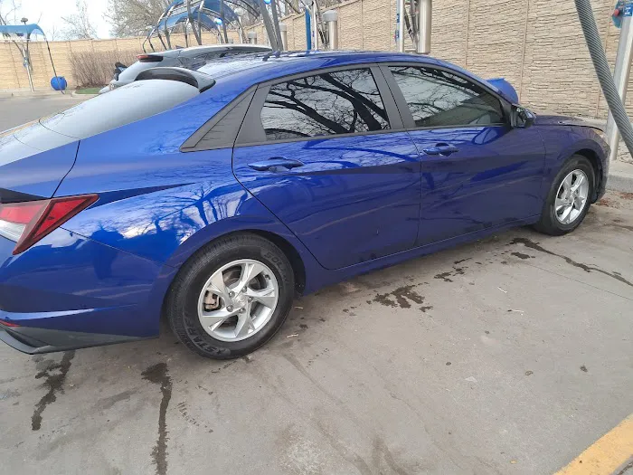 Brite WorX Car Washery Picture 5