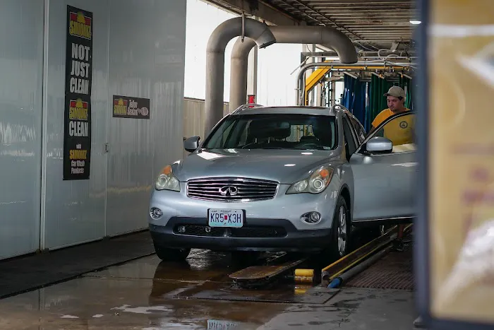 General Grant Car Wash and Detail Center Picture 10