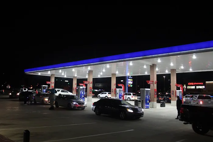 Country Club Car Wash Picture 7