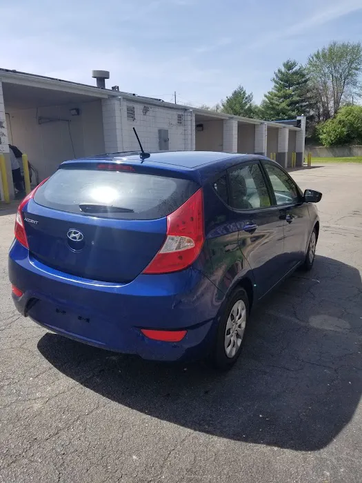 Reavis Barracks Car Wash Picture 9