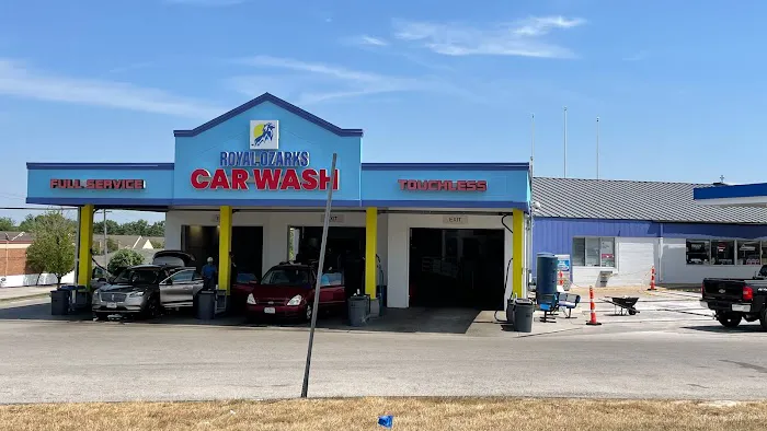 Royal Ozarks Car Wash Picture 1