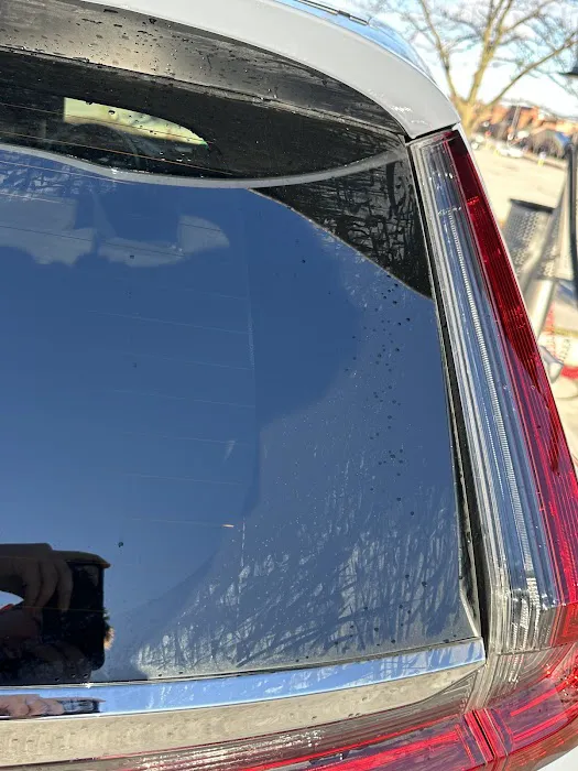 Club Car Wash Picture 6