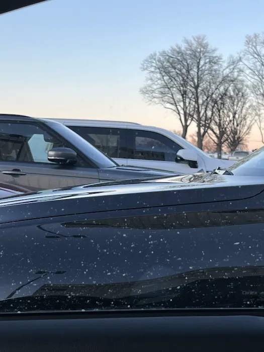 Club Car Wash Picture 9