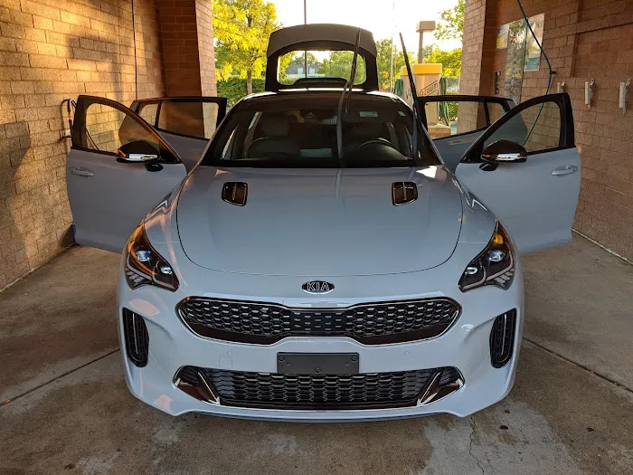 Scrubby Duck ( Self Car Wash) Picture 4