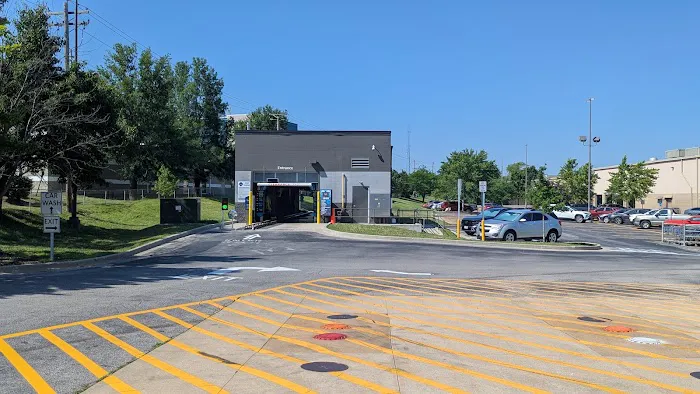 Sam's Club Car Wash Picture 5