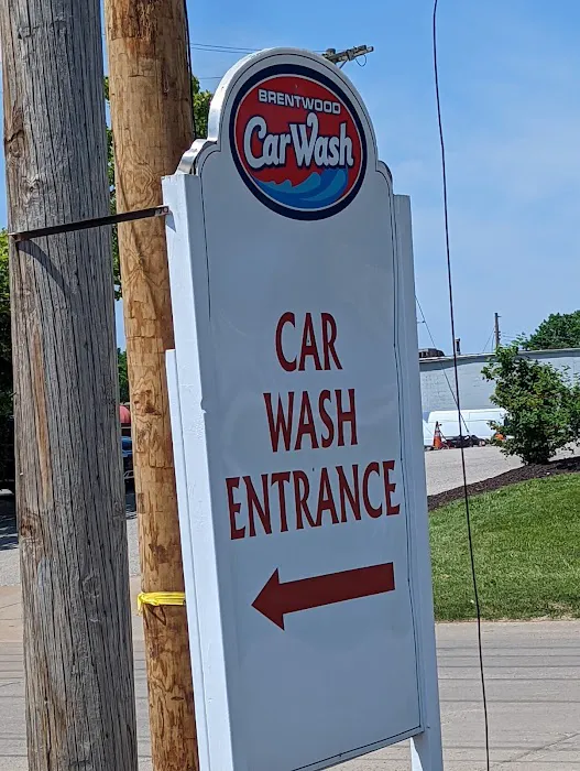 Brentwood Car Wash Picture 3