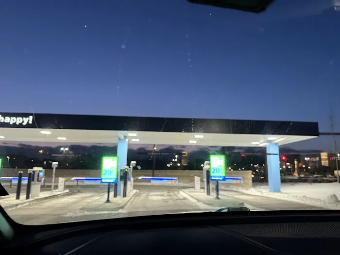 Waterway Carwash Picture 10