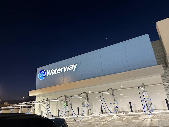 Waterway Carwash Picture 8